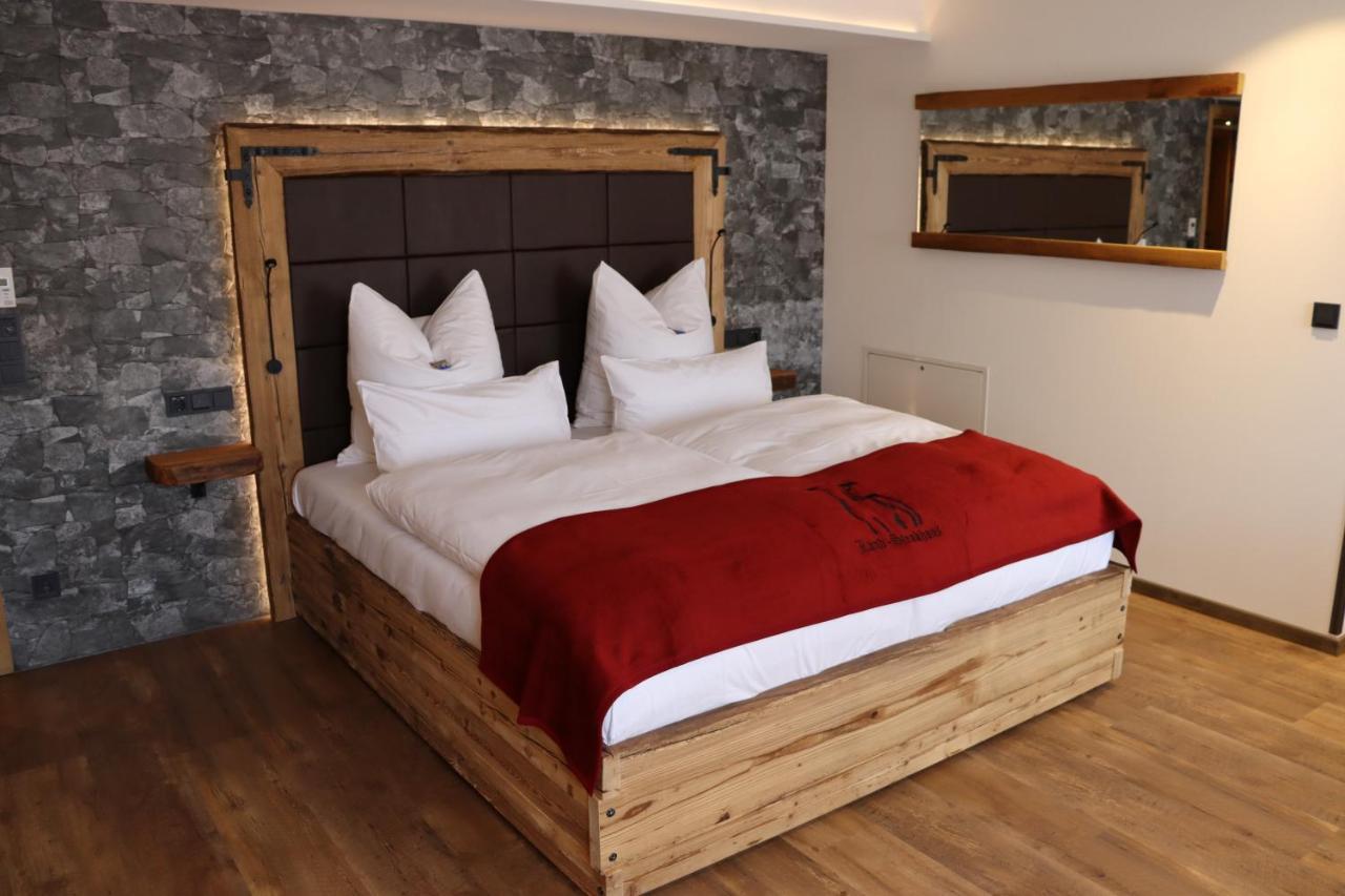 Landsteakhaus Hotel Marxheim Bagian luar foto